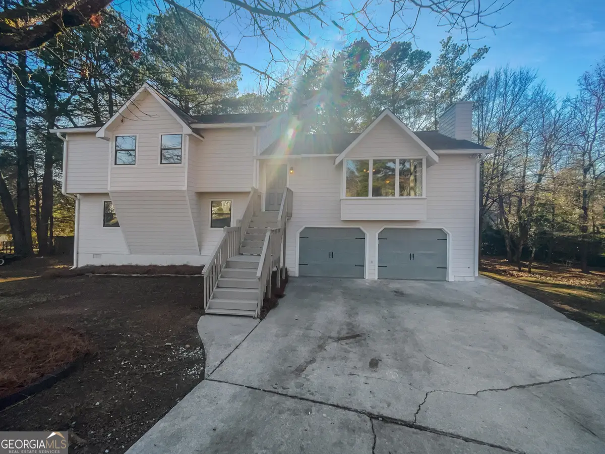 21 Wayne Drive Sw, Cartersville, GA 30120 - Image #1