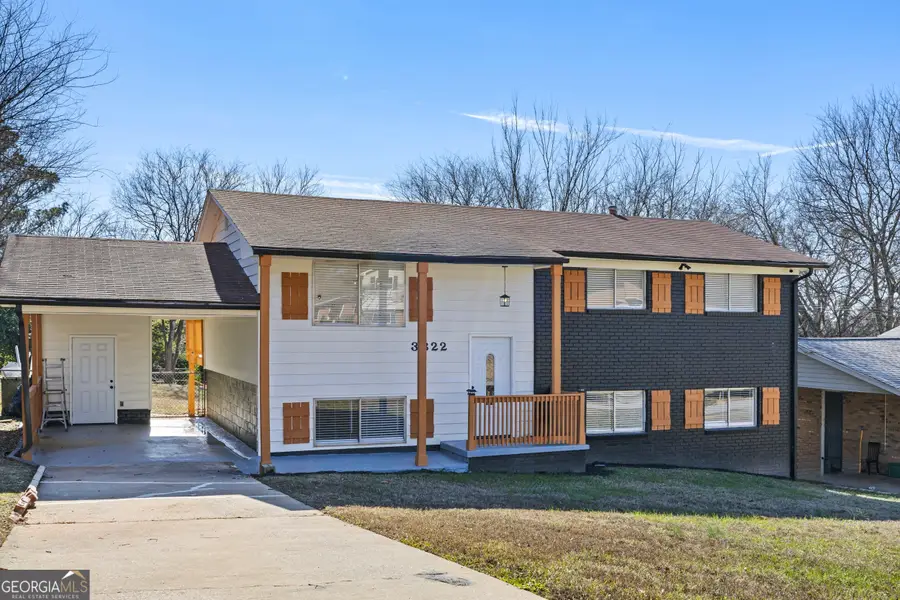 3822 Stephanie Drive Sw, Atlanta, GA 30331 - Image #2