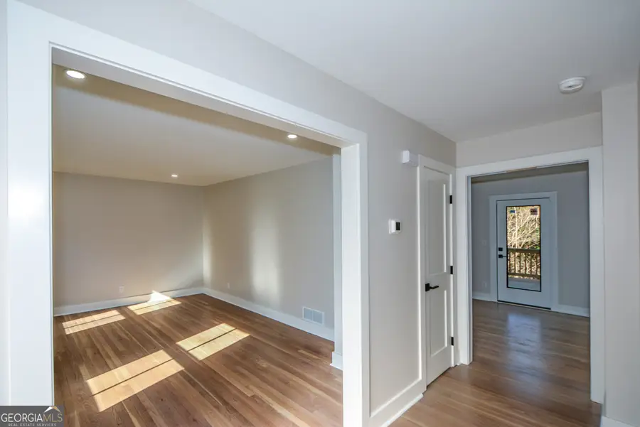 1610 Chateau Drive, Dunwoody, GA 30338 - #3