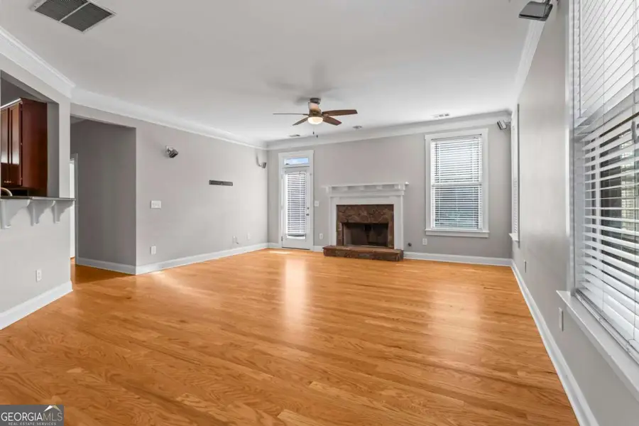 2043 Village Crest Drive Nw, Atlanta, GA 30318 - #3