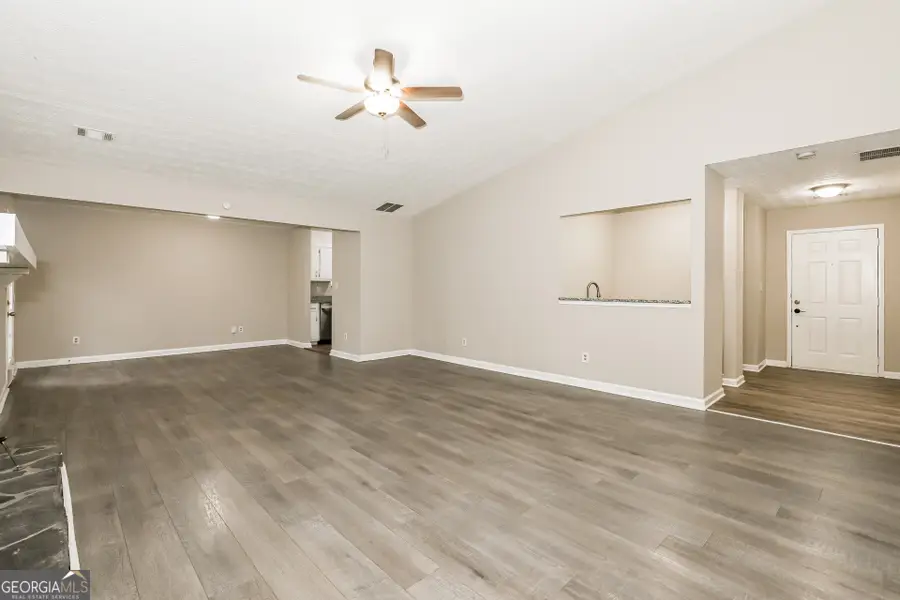 6961 Apache Lane, Riverdale, GA 30274 - Image #2