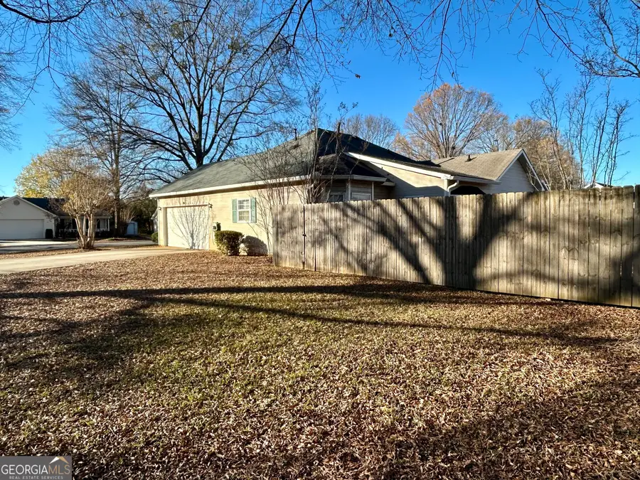 105 Park Lane, Warner Robins, GA 31093 - Image #3