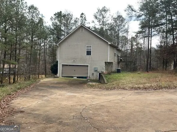 8915 Tweeddale Drive, Winston, GA 30187