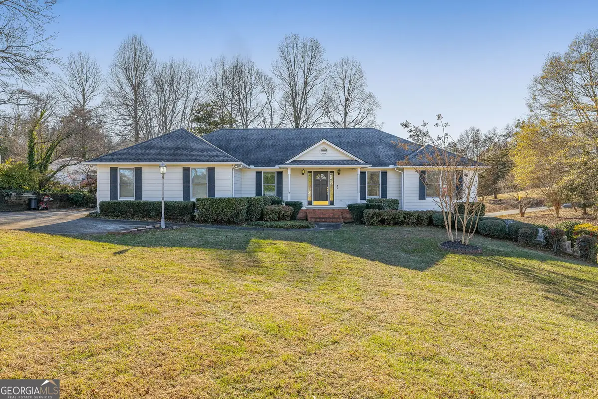 605 Chenocetah Drive, Cornelia, GA 30531 - Image #1