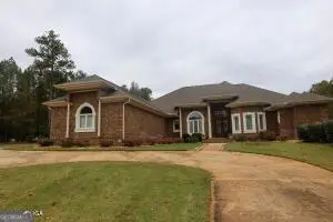 304 Deer Creek Drive, Forsyth, GA 31029