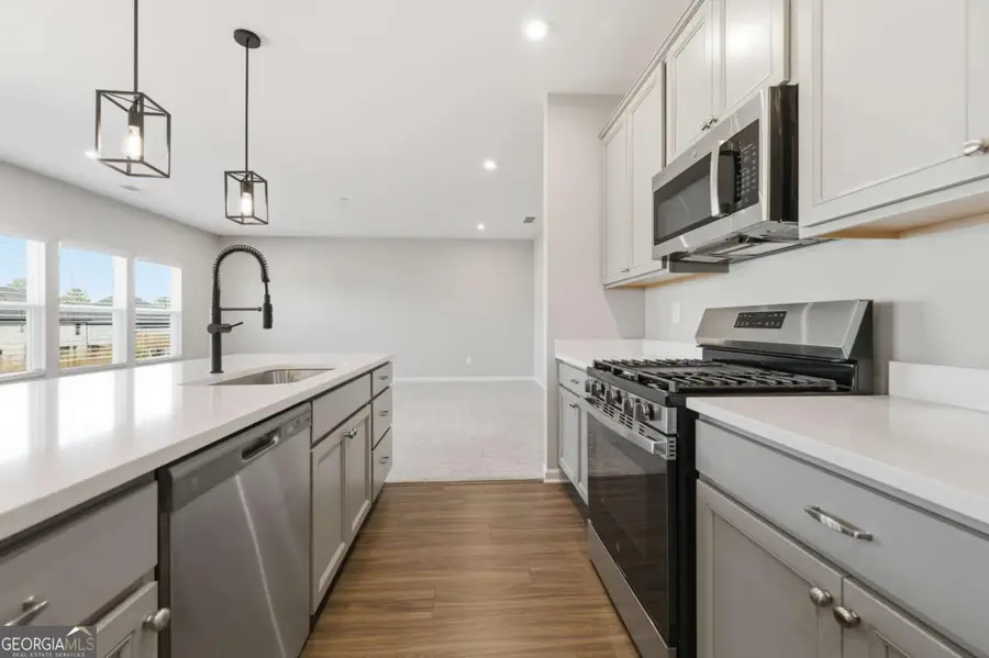 556 Crystal Lake Parkway, Hoschton, GA 30548 - #3