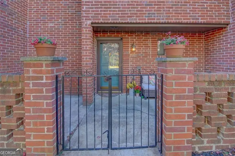 2260 Pernoshal, Dunwoody, GA 30338 - Image #2