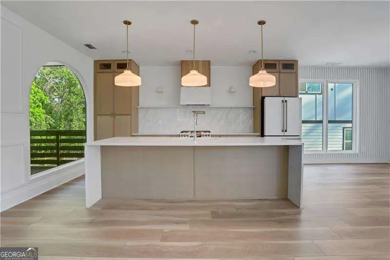 644 Glendale Road, Scottdale, GA 30079 - Image #3