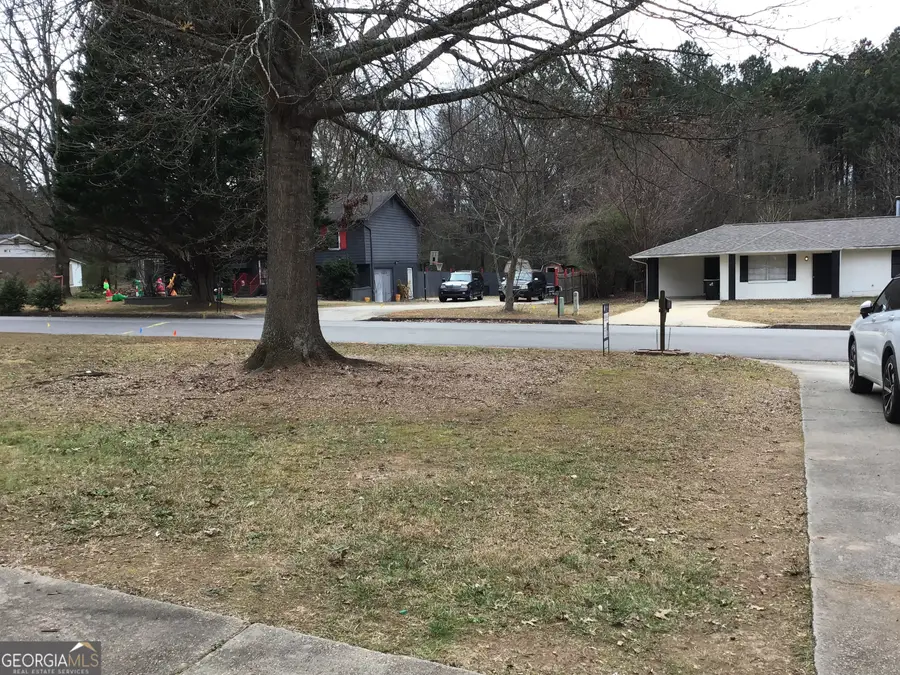 40 Belmont Park Lane, Ellenwood, GA 30294 - #2