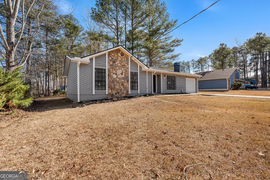 6955 Hassana Lane, Fairburn, GA 30213 - Image #2
