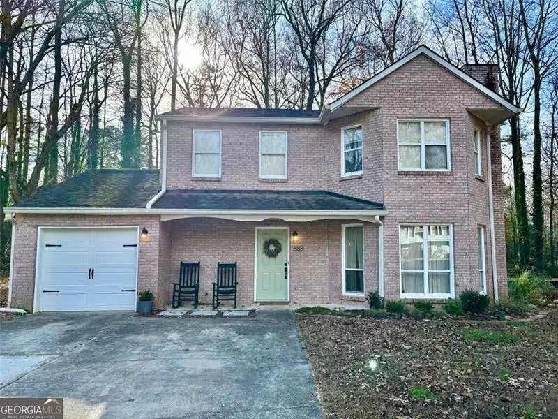 688 Greenhedge Drive, Stone Mountain, GA 30088 - Image #2