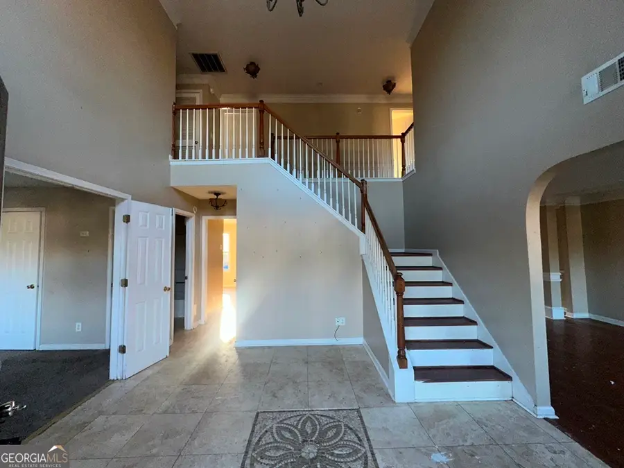 587 Wynmeadow Court, Stone Mountain, GA 30087 - Image #2