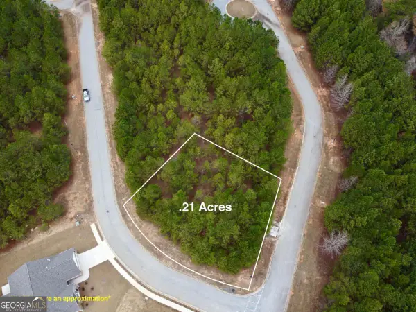 1002 Towne Cir, Social Circle, GA 30025