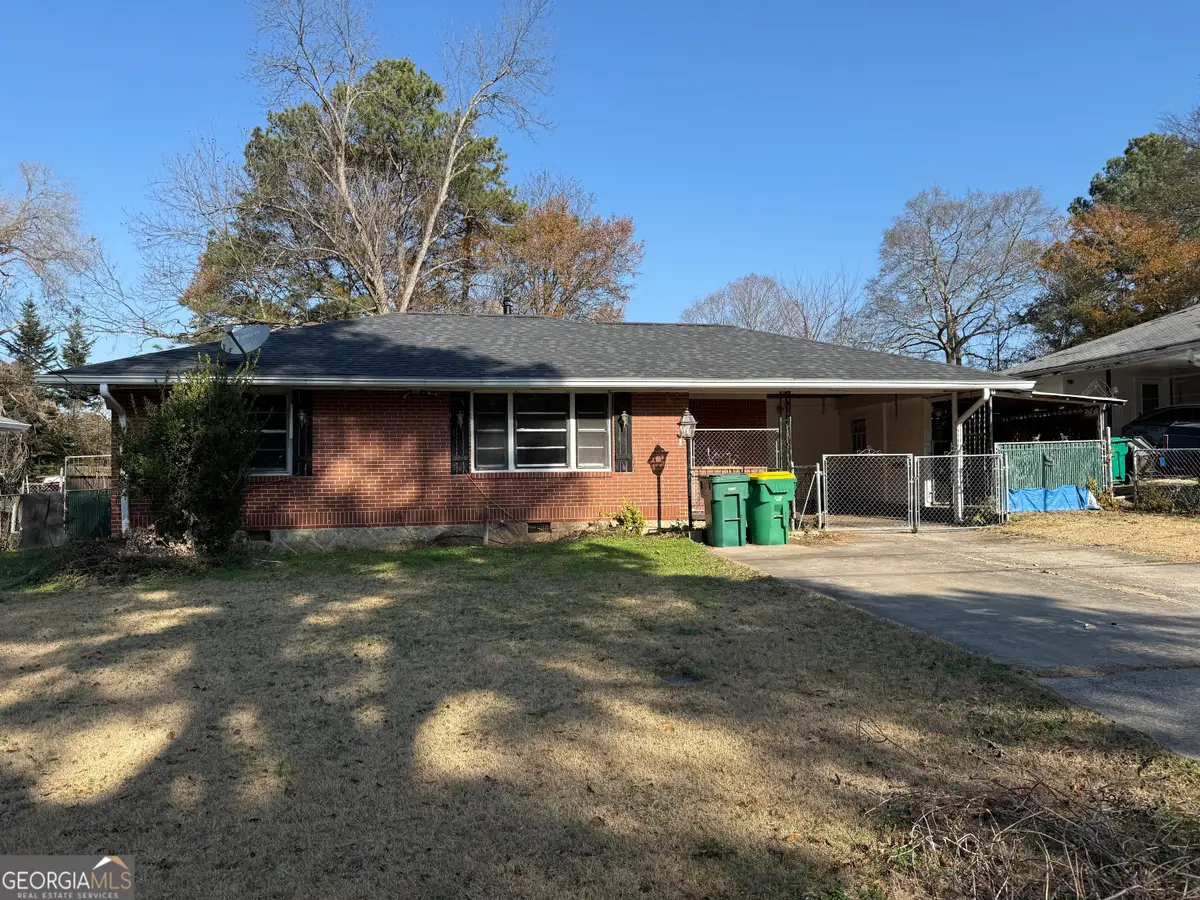 864 Springvalley Dr, Forest Park, GA 30297 - Image #1