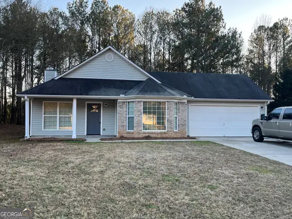 17 Carey Court, Grantville, GA 30220