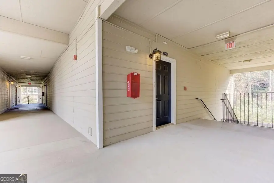 1250 Parkwood Circle Se #1312, Atlanta, GA 30339 - Image #3