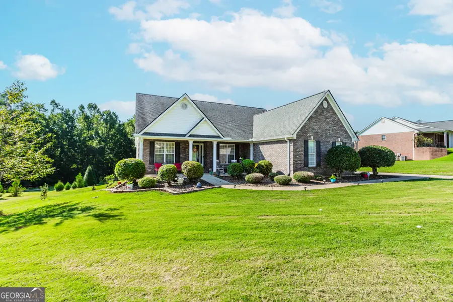 855 Crystal Meadow Drive, Winder, GA 30680 - Image #3