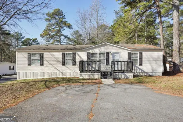 31 Pine Burr Drive, Kennesaw, GA 30152