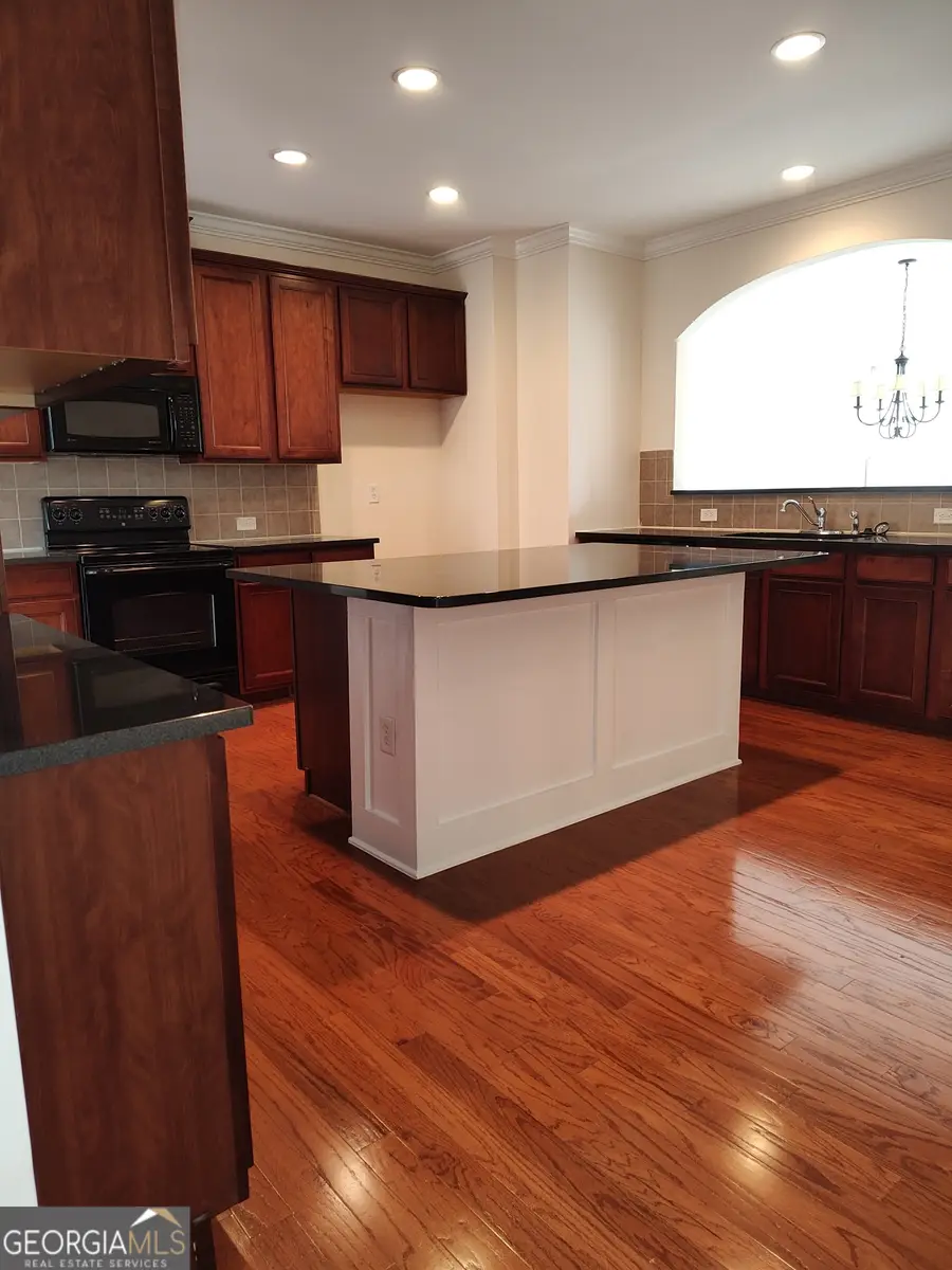 2707 Hallwood Lane, Suwanee, GA 30024 - Image #2