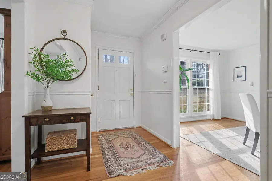 6690 Castleton Drive Nw, Atlanta, GA 30328 - Image #2