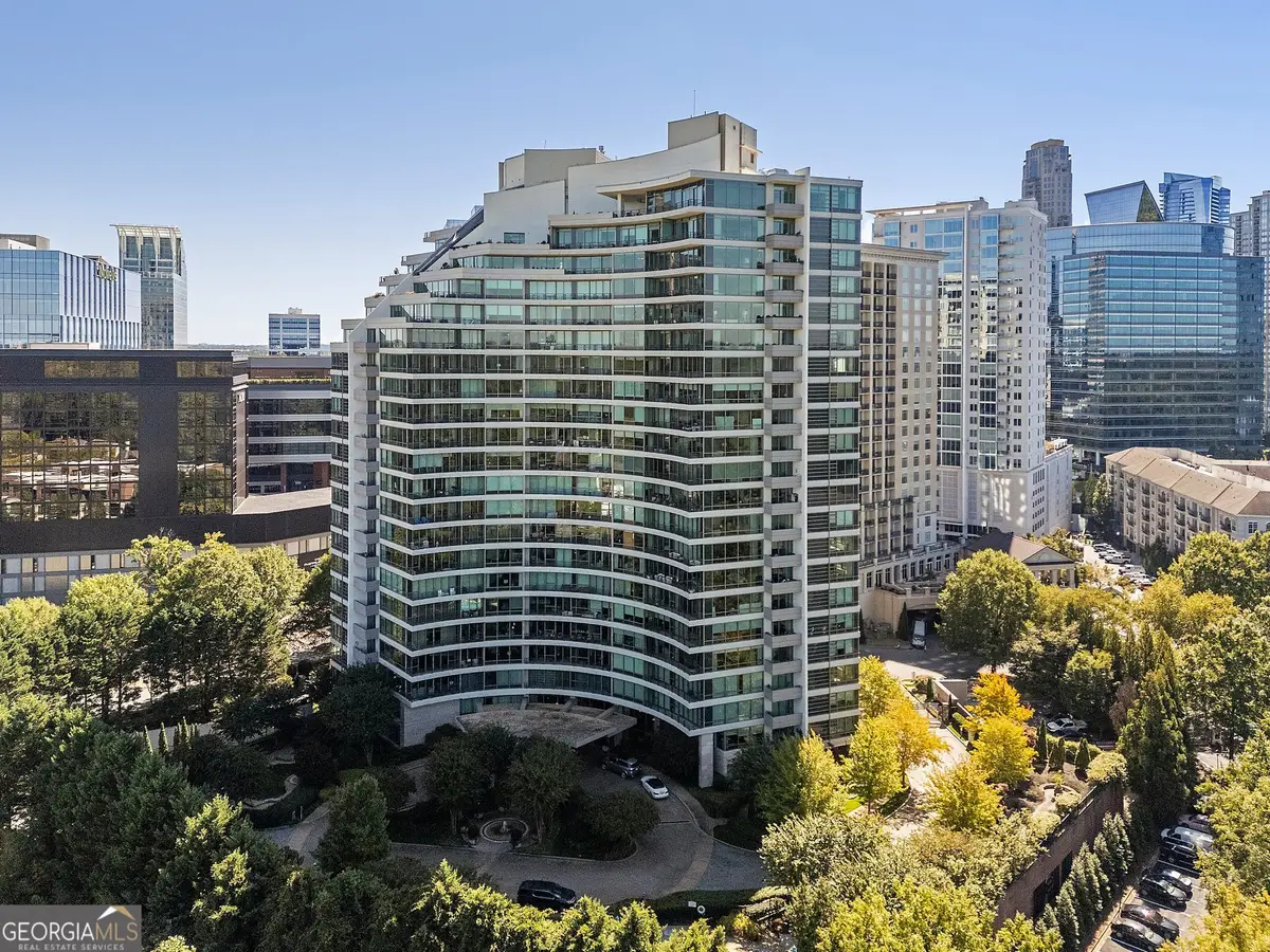 700 Park Regency Place Ne #1503, Atlanta, GA 30326 - Image #1