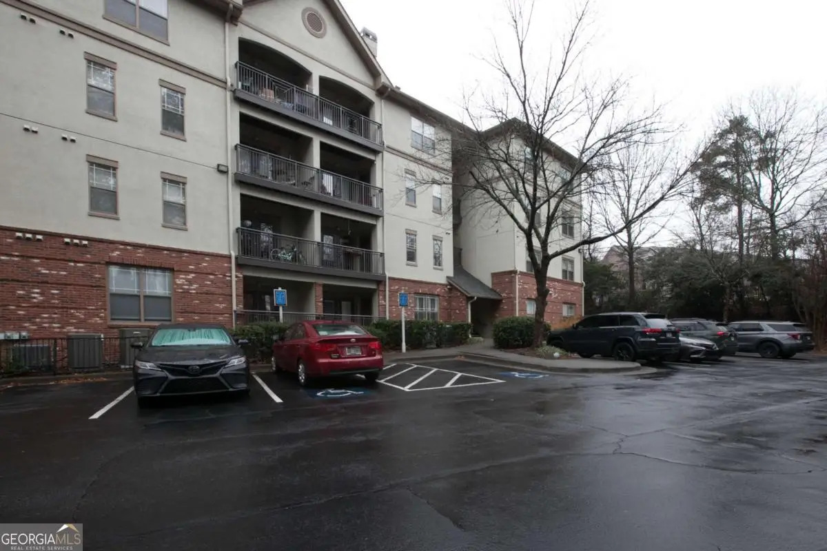 5559 Glenridge Drive #1107, Atlanta, GA 30342 - Image #1