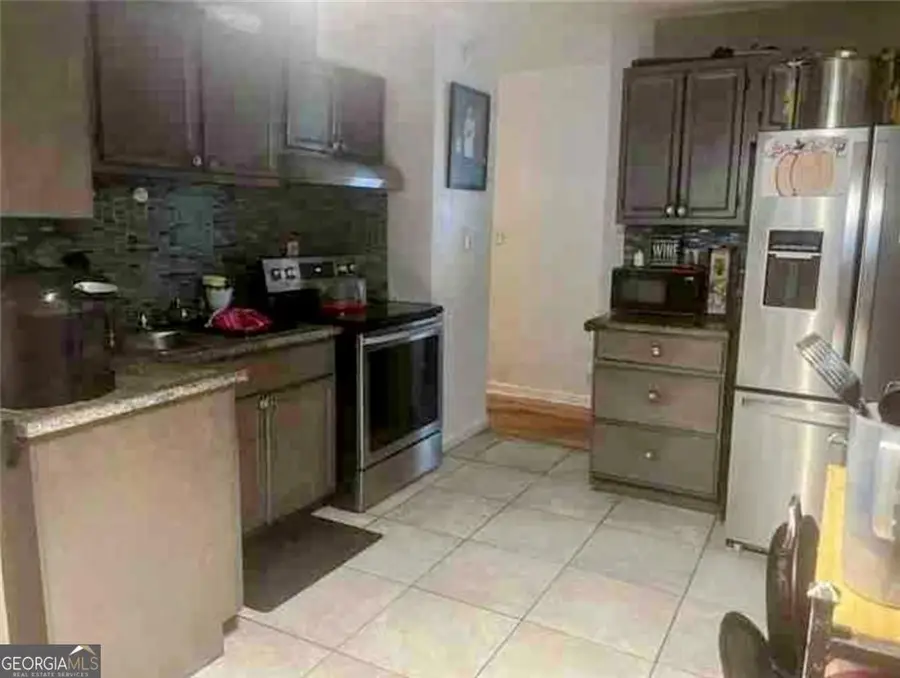 2608 Santa Barbara Drive Nw, Atlanta, GA 30318 - Image #3