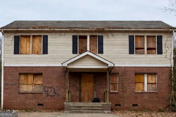 1995 Lois Place Nw, Atlanta, GA 30318