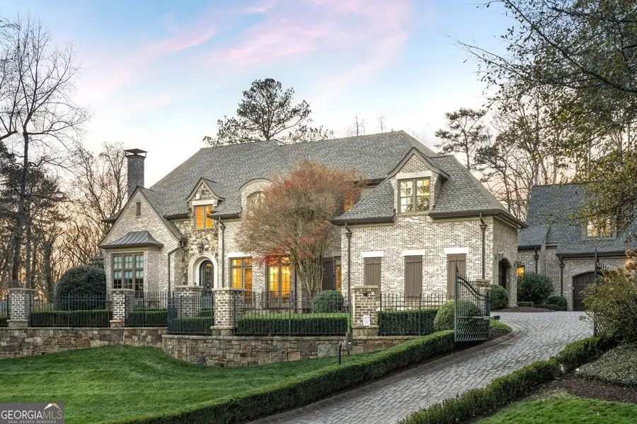 4076 Glen Devon Drive Nw, Atlanta, GA 30327 - Image #3