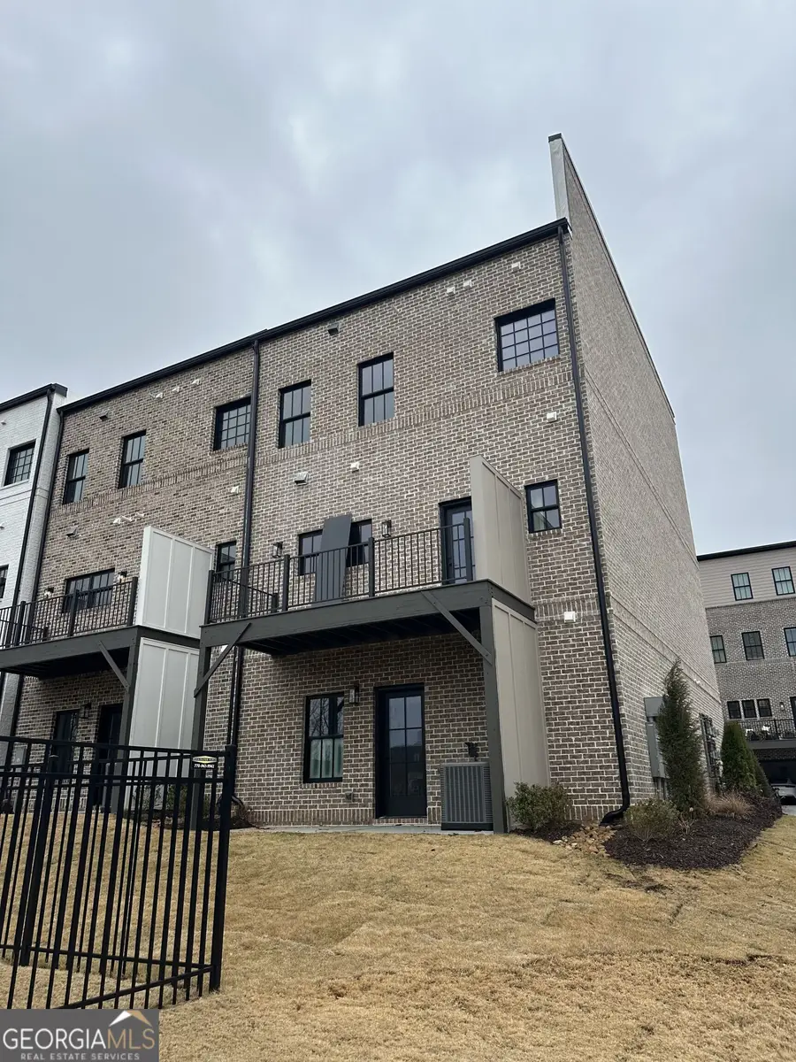 345 Sugarview Road, Sugar Hill, GA 30518 - Image #3