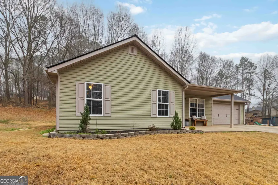 4560 Spring Leaf Drive, Gillsville, GA 30543 - Image #3