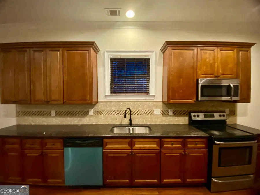 5859 Wedgewood Manor, College Park, GA 30349 - Image #3