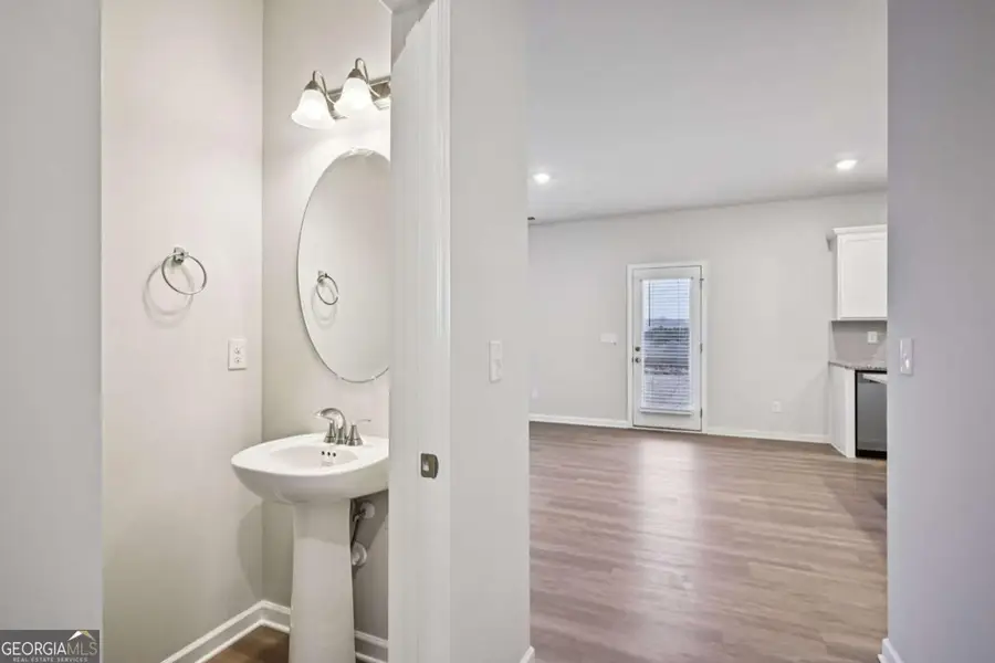 307 Cedar Wood Trace, Winder, GA 30680 - Image #3