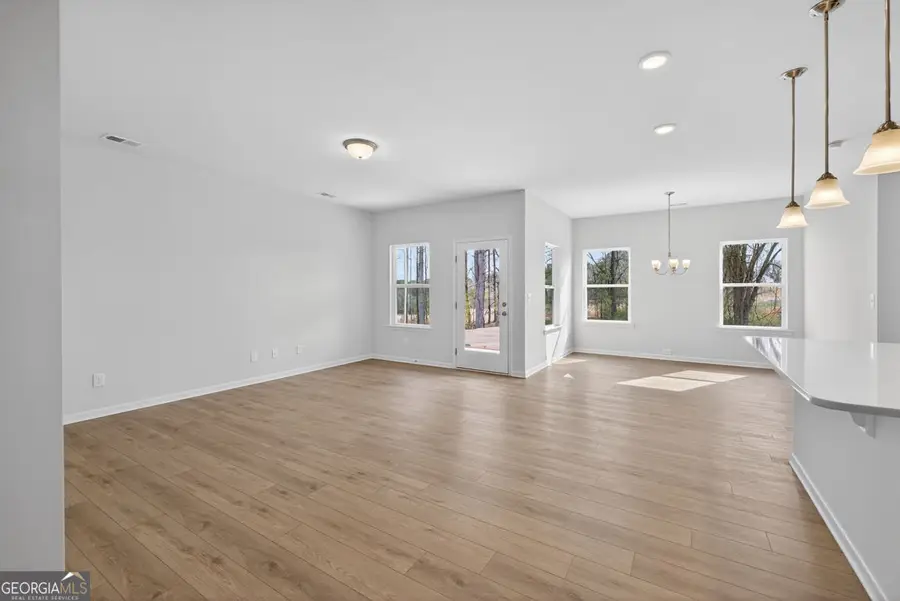 18 Thedford Drive, Hoschton, GA 30548 - Image #3