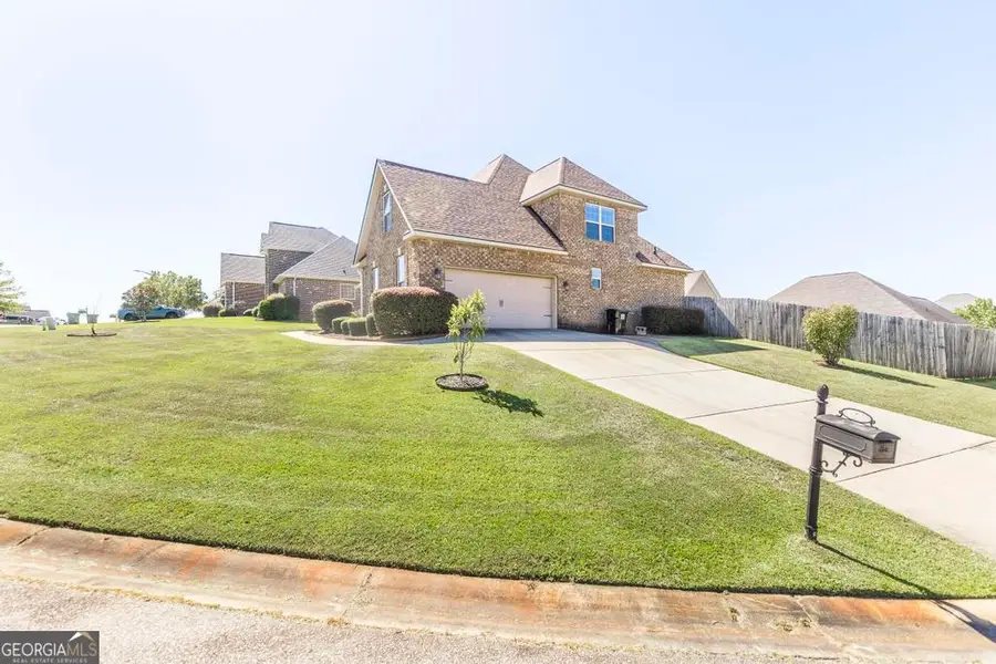 402 Charlotte Drive, Bonaire, GA 31005 - Image #3