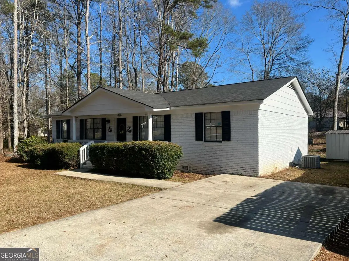 121 Westchester Drive, Barnesville, GA 30204 - Image #1