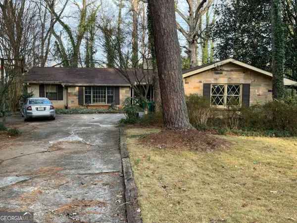 4094 Thunderbird Trail, Stone Mountain, GA 30083