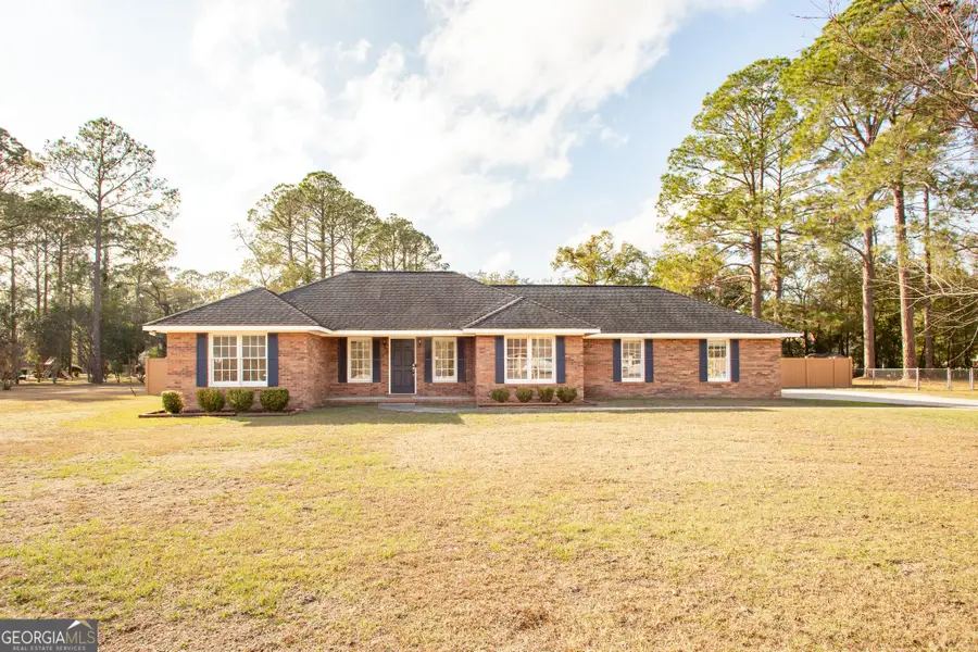 1249 Cherrywood Road, Waycross, GA 31503 - Image #2