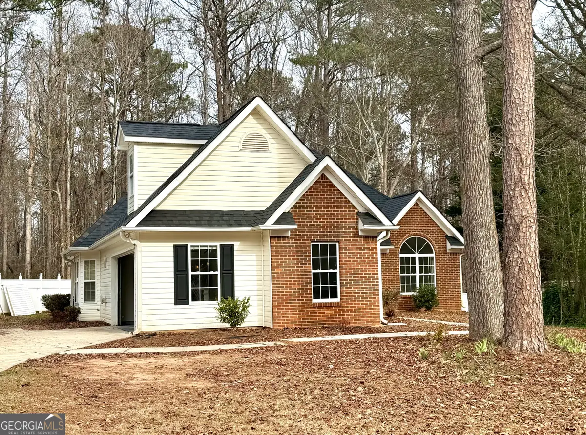 60 Elmwood Drive, Sharpsburg, GA 30277 - Image #1