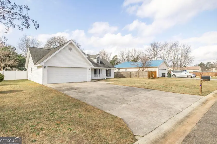 104 Fox Meadow Court, Warner Robins, GA 31093 - Image #2