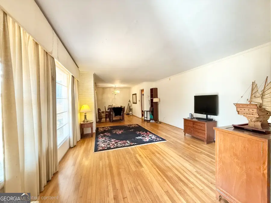 1024 Burton Drive Ne, Atlanta, GA 30329 - Image #3