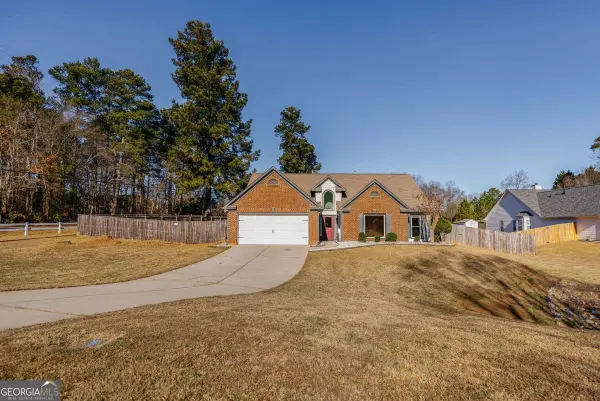 5790 Newberry Point Drive, Flowery Branch, GA 30542