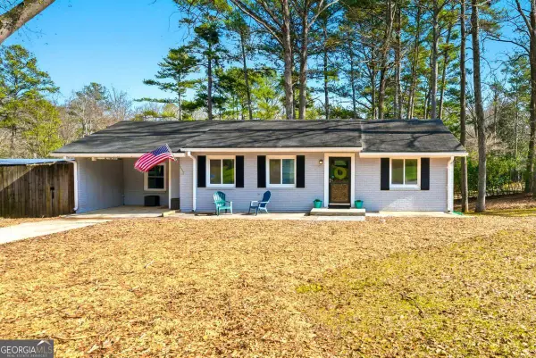 3025 Valley Circle, Decatur, GA 30033