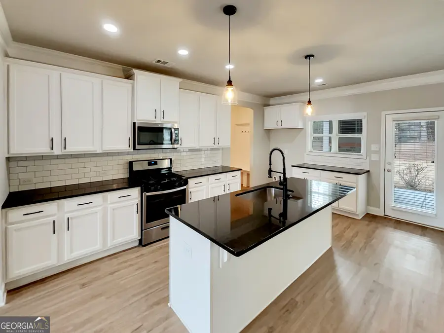 218 Morris Creek Drive, Hoschton, GA 30548 - Image #2