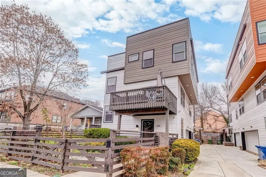 225 Crumley Street Sw, Atlanta, GA 30312 - Image #2