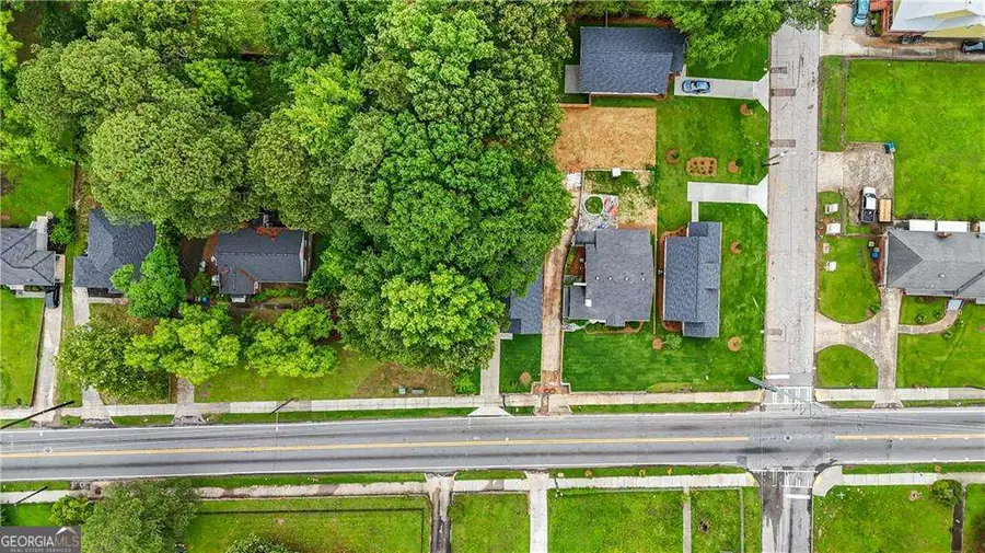 623 Hamilton E Holmes Drive Nw, Atlanta, GA 30318 - Image #3