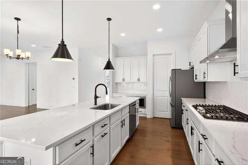 395 Tillman Pass, Woodstock, GA 30188 - Image #3