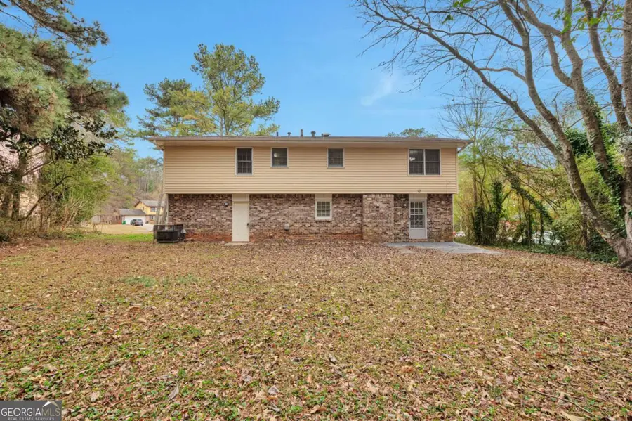 4670 Wendover Drive, Stone Mountain, GA 30083 - #2