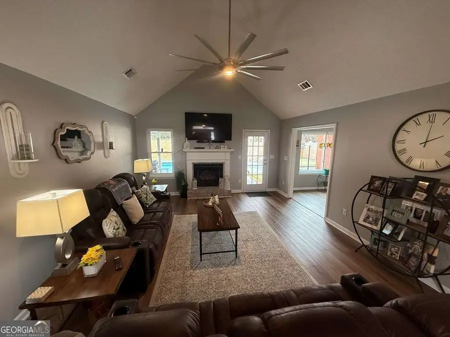 109 Jupiter Lane, Warner Robins, GA 31005 - Image #2