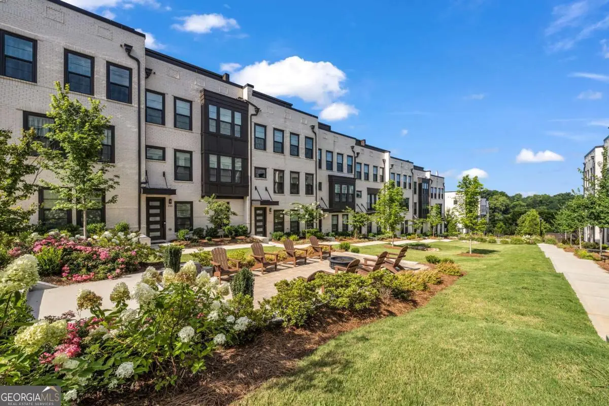 552 Ember Lane, Atlanta, GA 30318 - Image #1